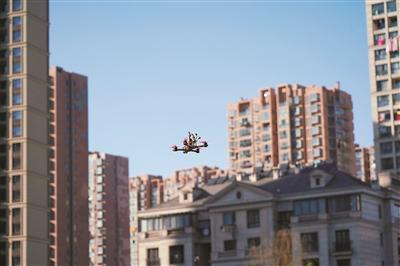 警用无人机时代已至,王牌“飞行员”圆梦(图2) 警用无人机时代已至,王牌“飞行员”圆梦(图2)